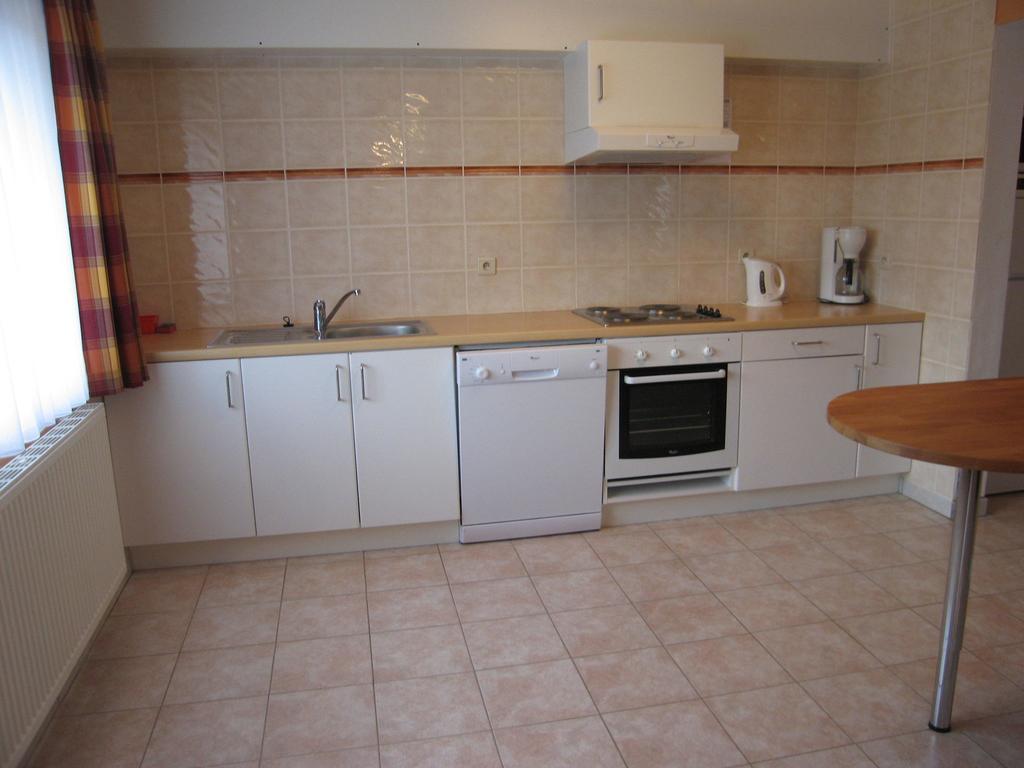 Quaint Apartment In Ondenval With Terrace เวมส์ ภายนอก รูปภาพ