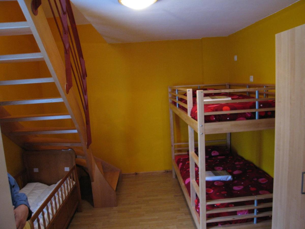 Quaint Apartment In Ondenval With Terrace เวมส์ ภายนอก รูปภาพ